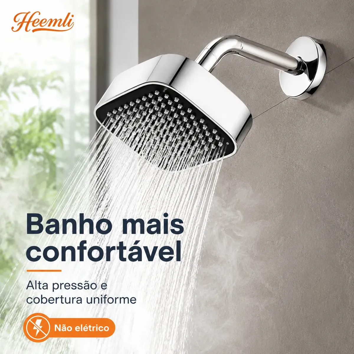 Ducha Heemli com corpo prateado e painel preto para instalação de parede — outra vista do produto